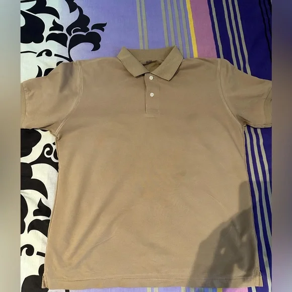 UNIQLO Medium Size Polo Beige Color